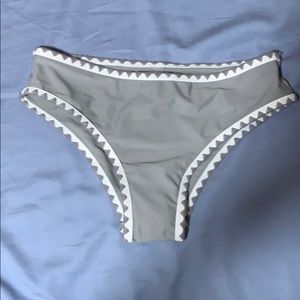 Bikini bottoms